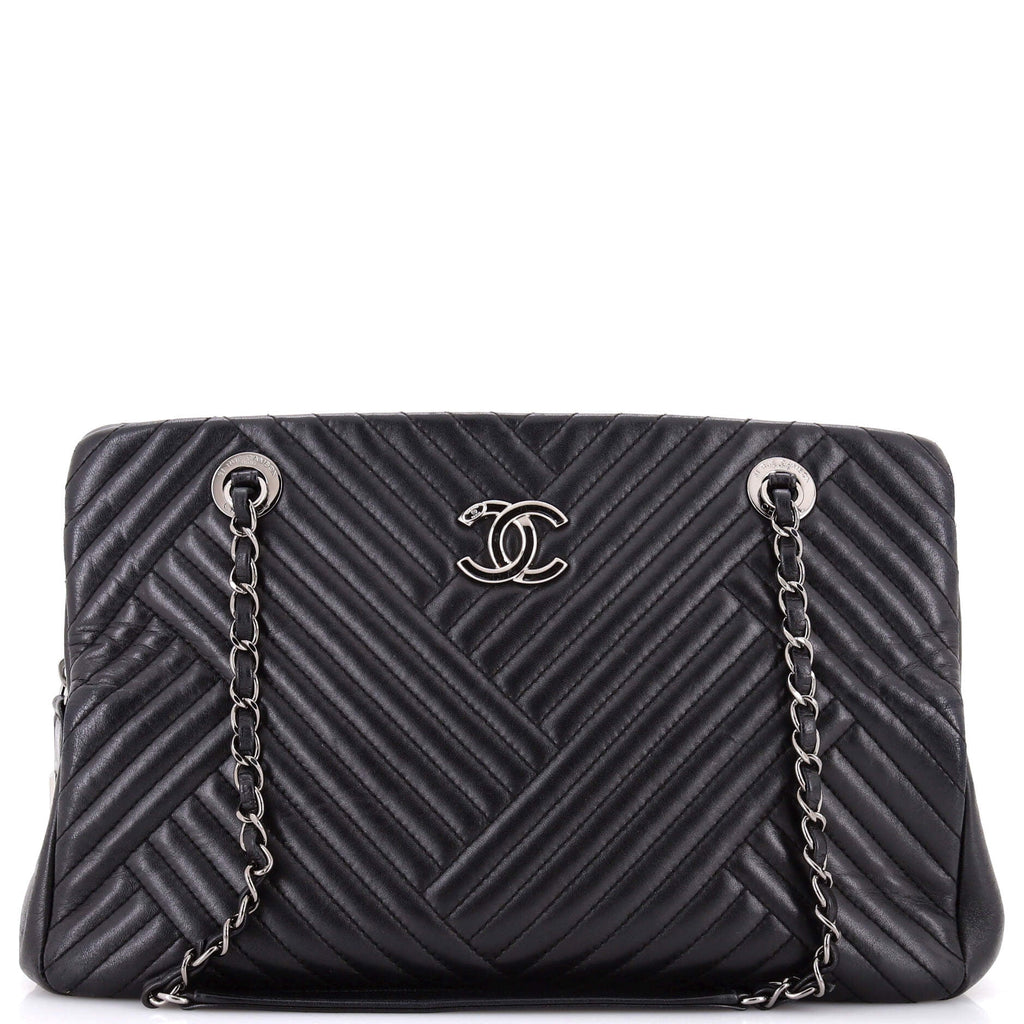 CC Crossing Tote Chevron Lambskin Large