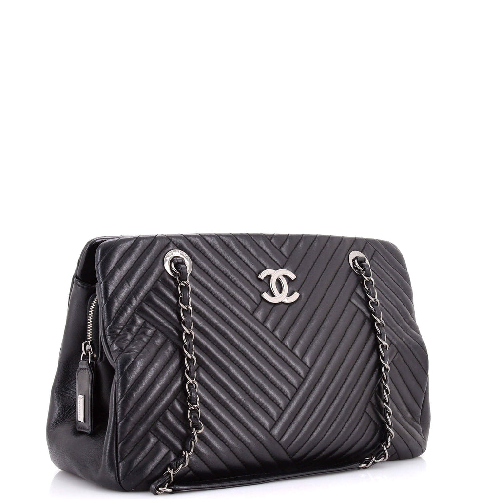CC Crossing Tote Chevron Lambskin Large