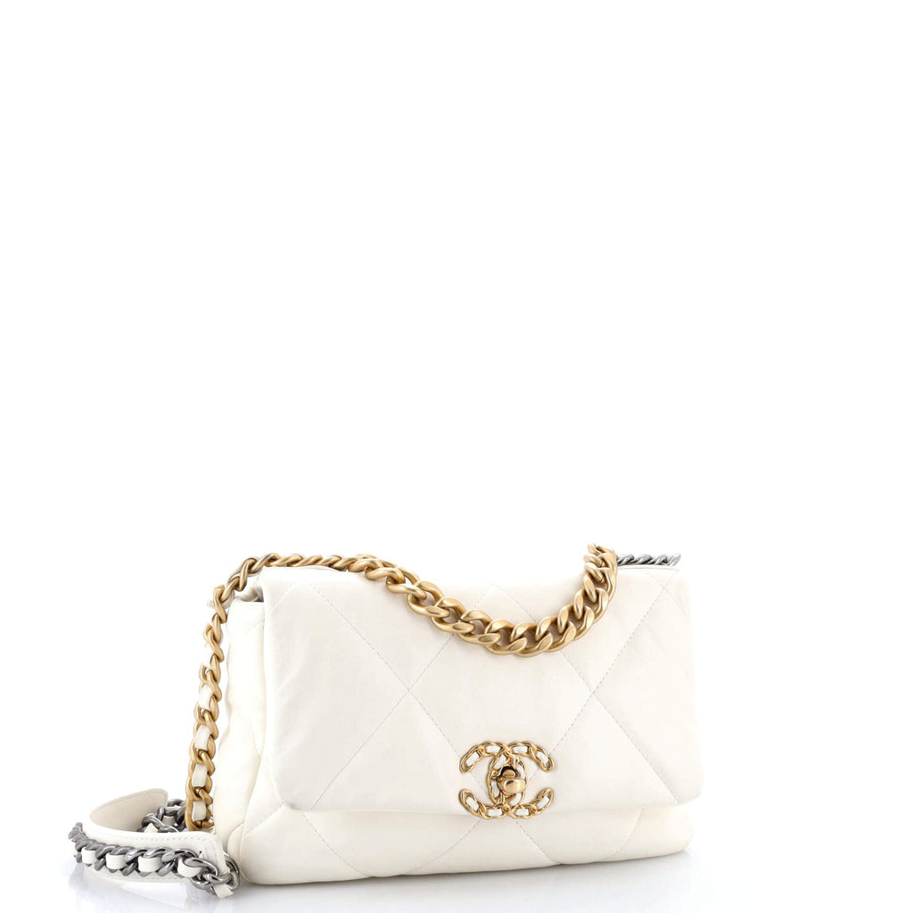 19 Flap Bag Quilted Leather Medium
