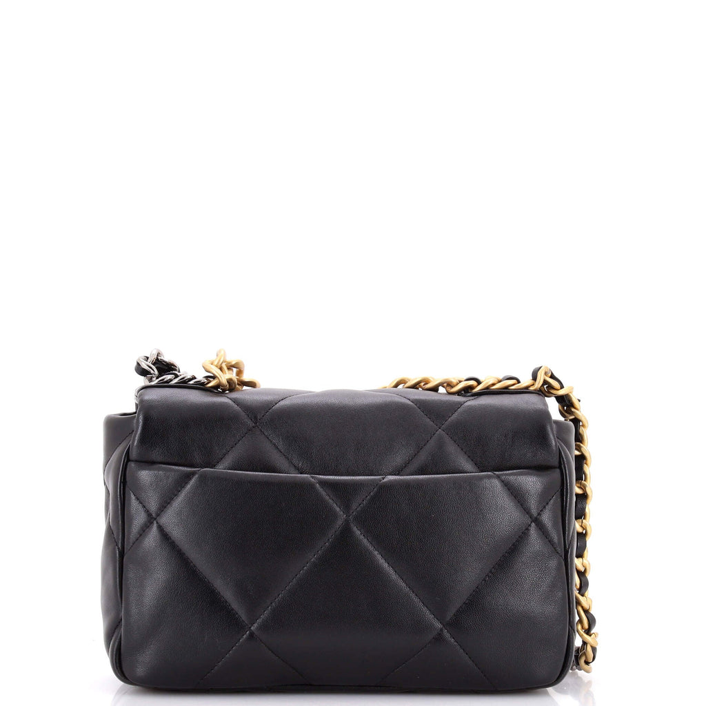 19 Flap Bag Quilted Leather Medium
