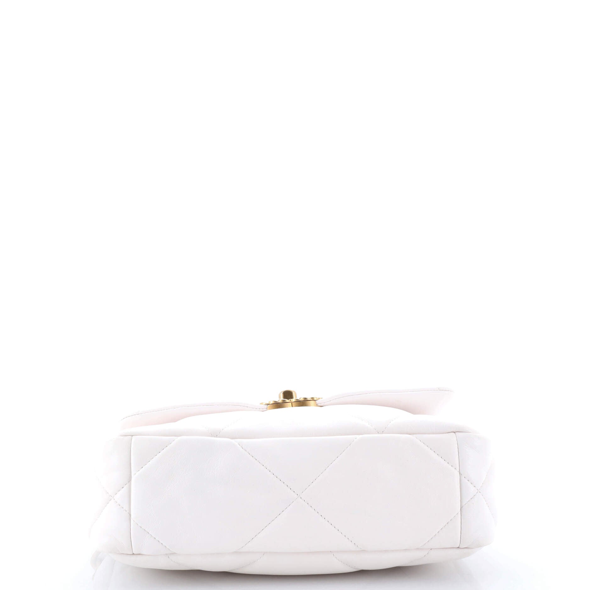 19 Flap Bag Quilted Leather Medium