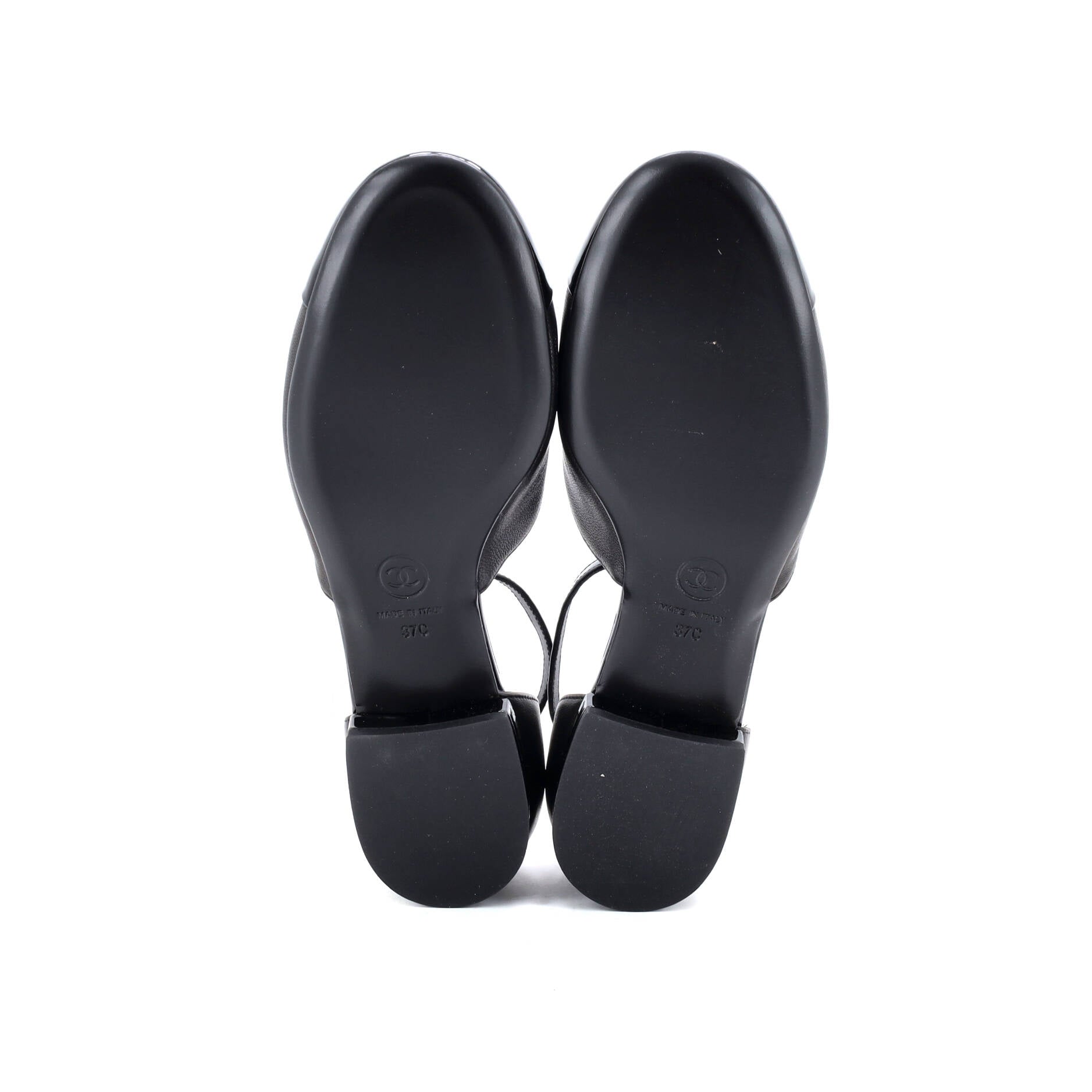 Women's CC Cap Toe Mary Jane Flats Leather with Patent