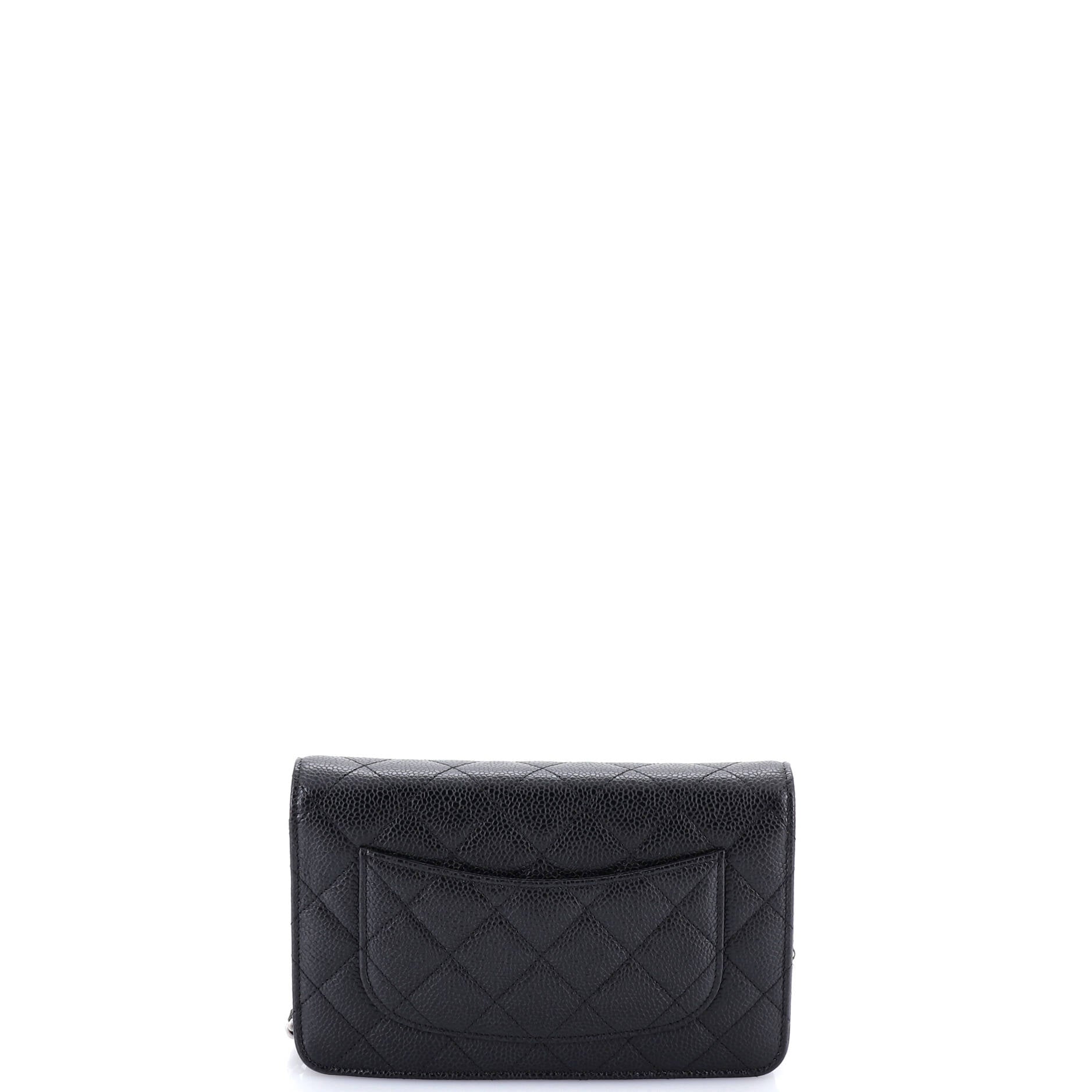 Wallet on Chain Quilted Caviar