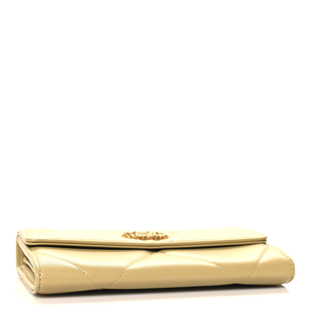 Lambskin Quilted Chanel 19 Flap Wallet Light Green
