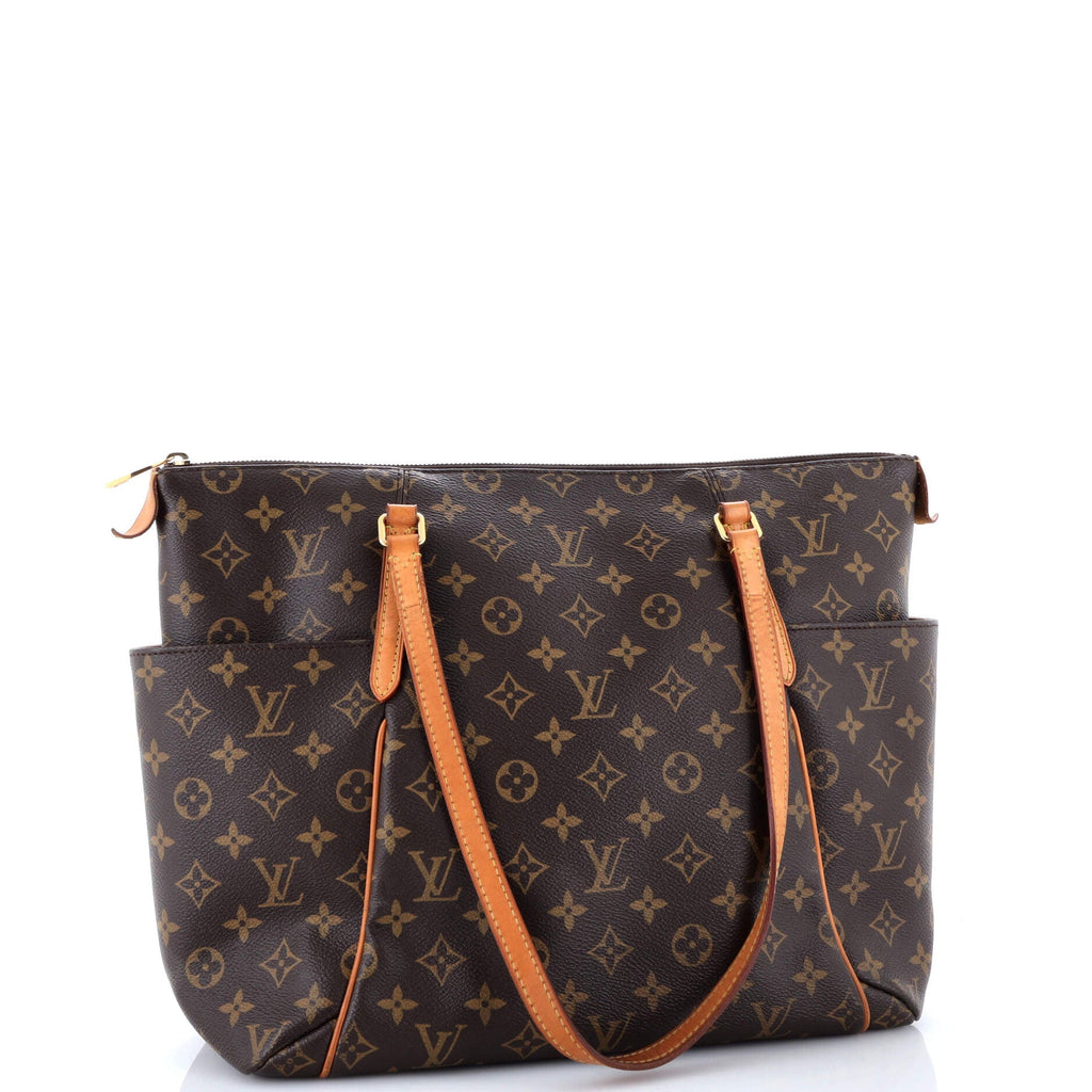 Totally Handbag Monogram Canvas MM