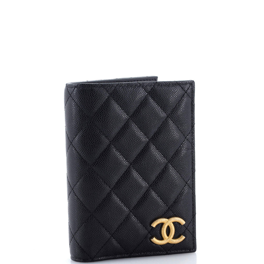 Passport Holder Quilted Caviar