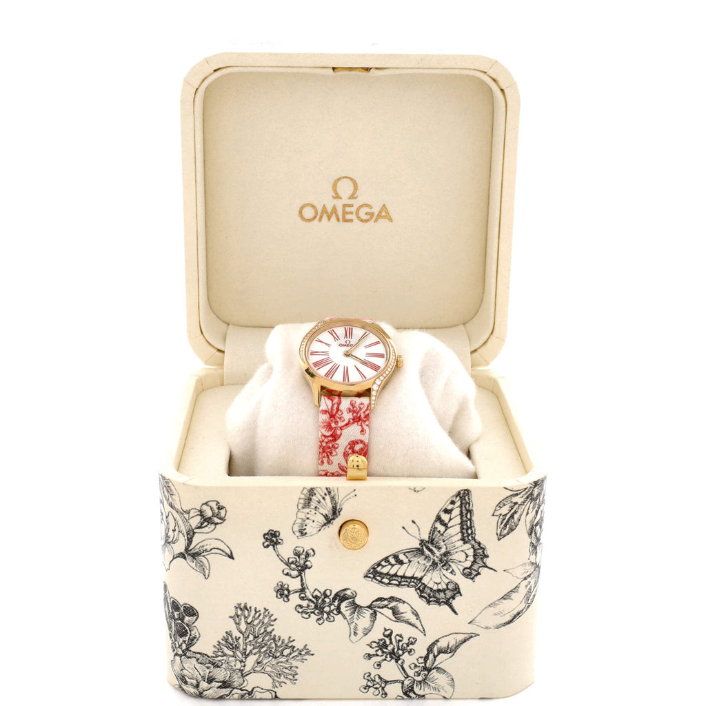 De Ville Tresor Quartz Watch 18K Yellow Gold with Diamond Bezel and Printed Fabric 26