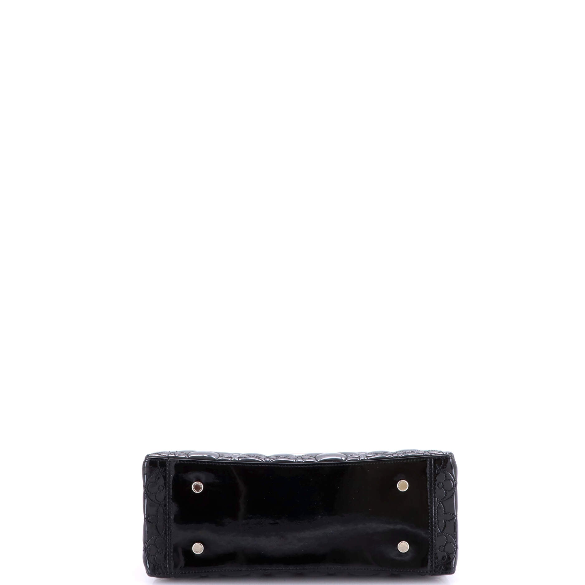 Twist Chain Shoulder Bag Malletage Flower Patent