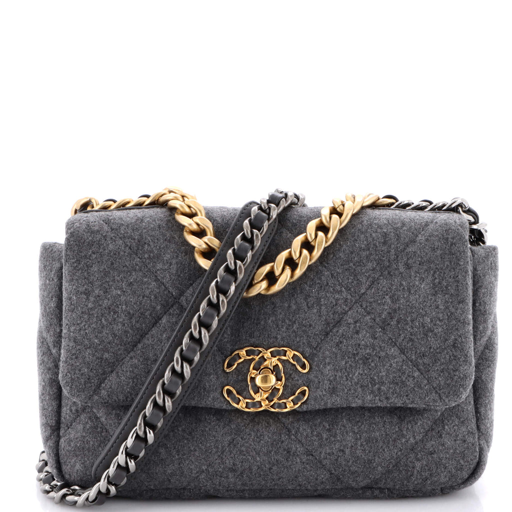 19 Flap Bag Quilted Wool Medium