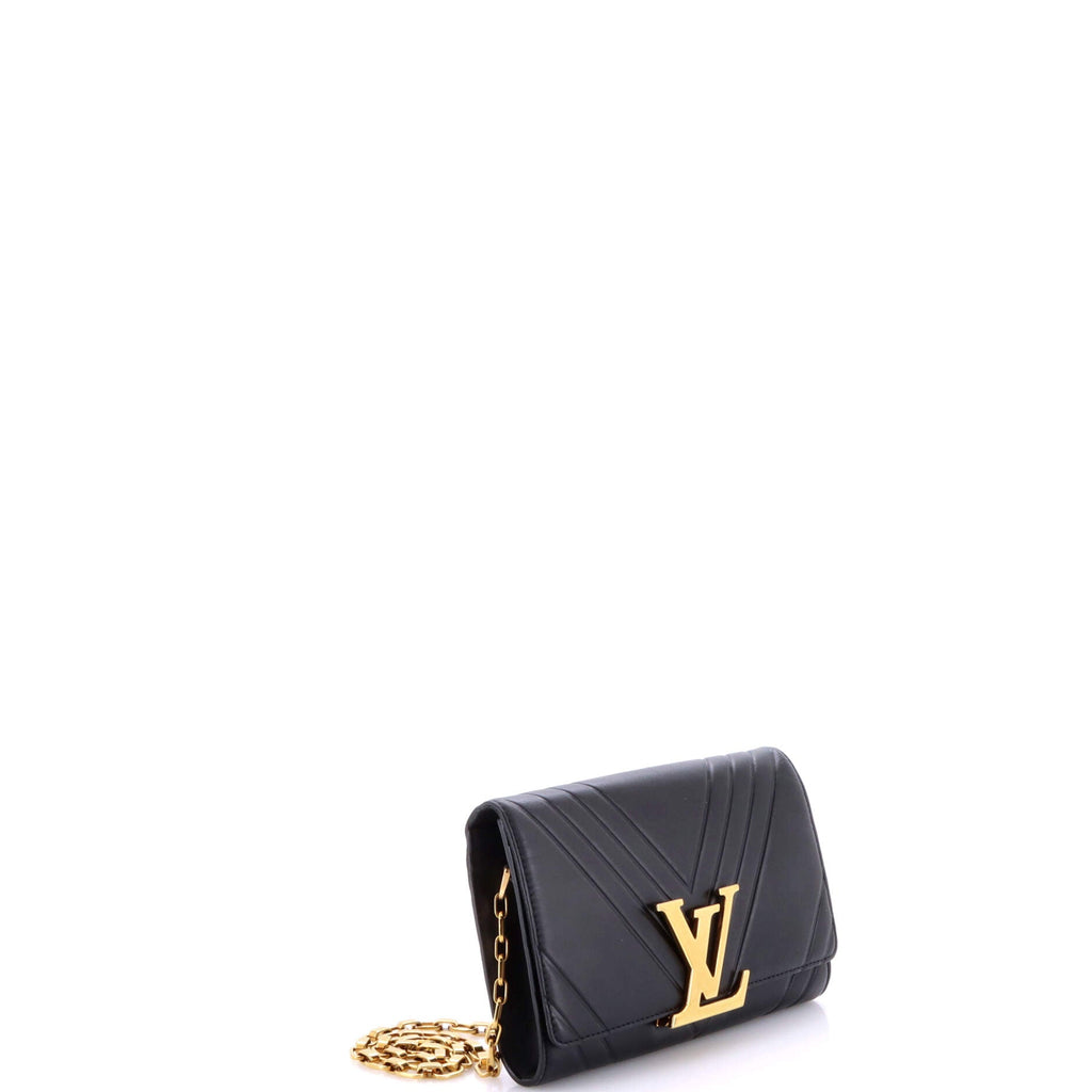 Chain Louise Clutch Airy V Leather GM