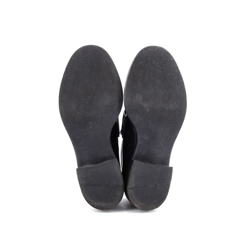 Women's Triangle Logo Loafers Spazzolato Leather