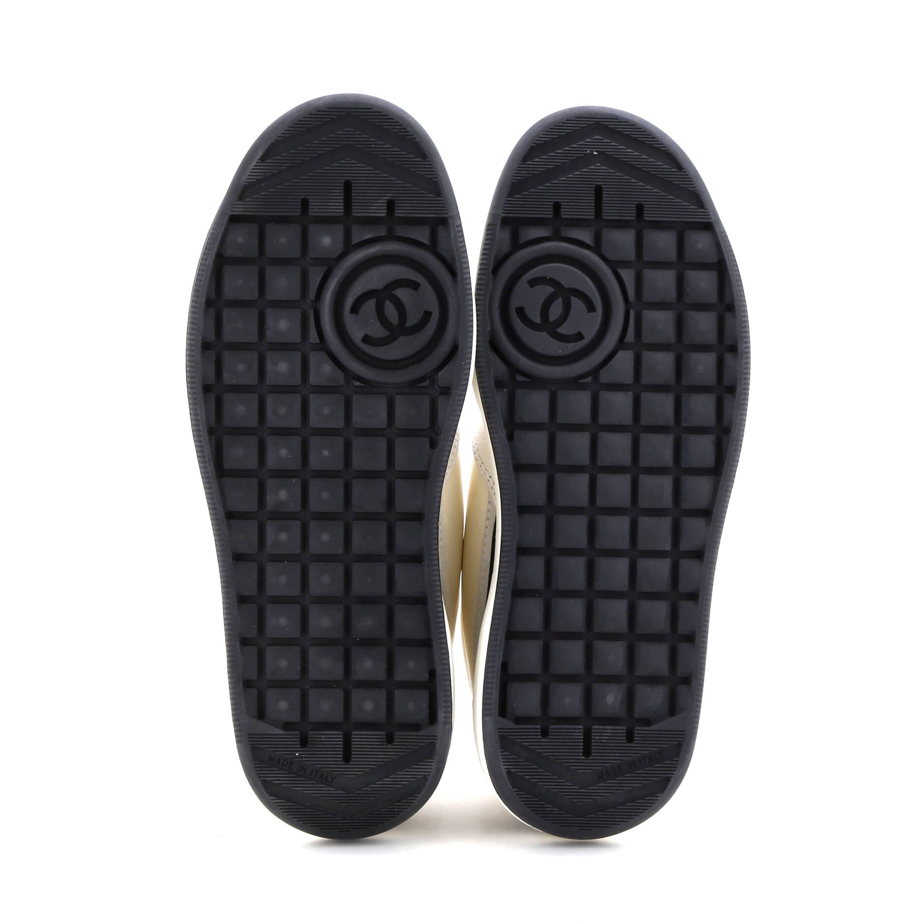 Women's CC Low-Top Sneakers Suede and Leather