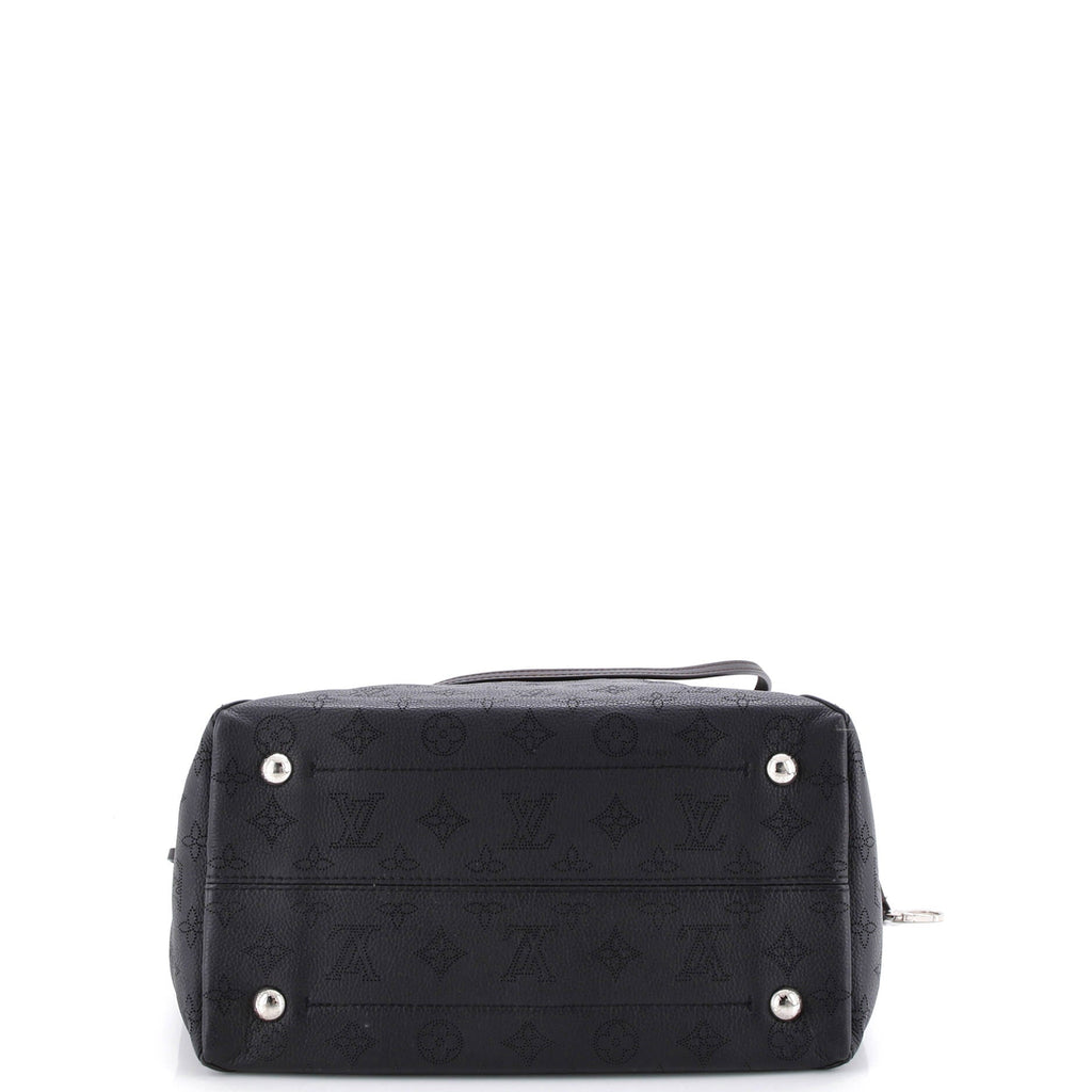 Hina Handbag Mahina Leather MM