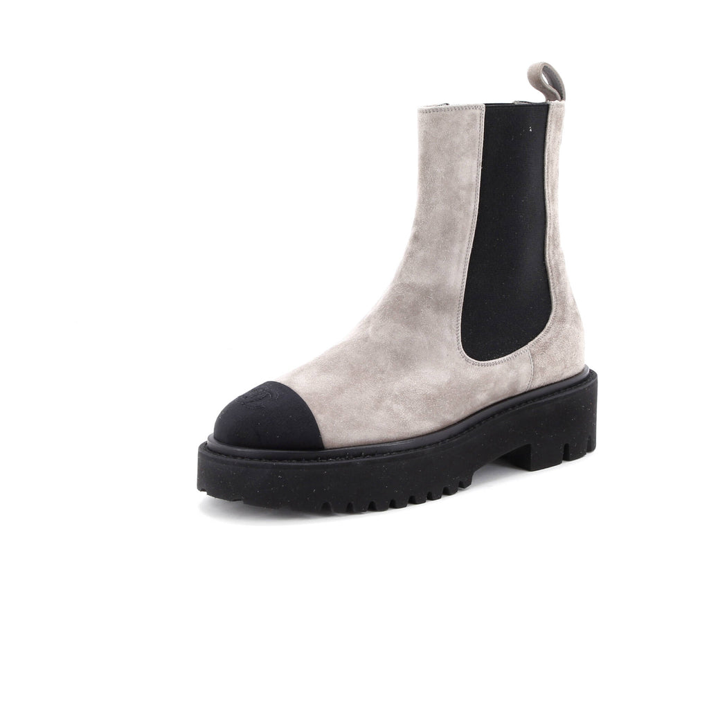 Women's CC Cap Toe Chelsea Boots Suede with Grosgrain
