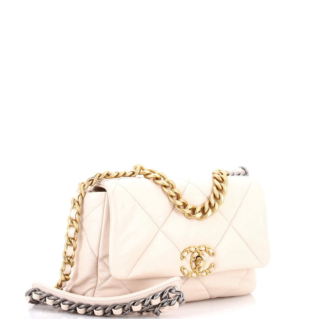 19 Flap Bag Quilted Leather Medium