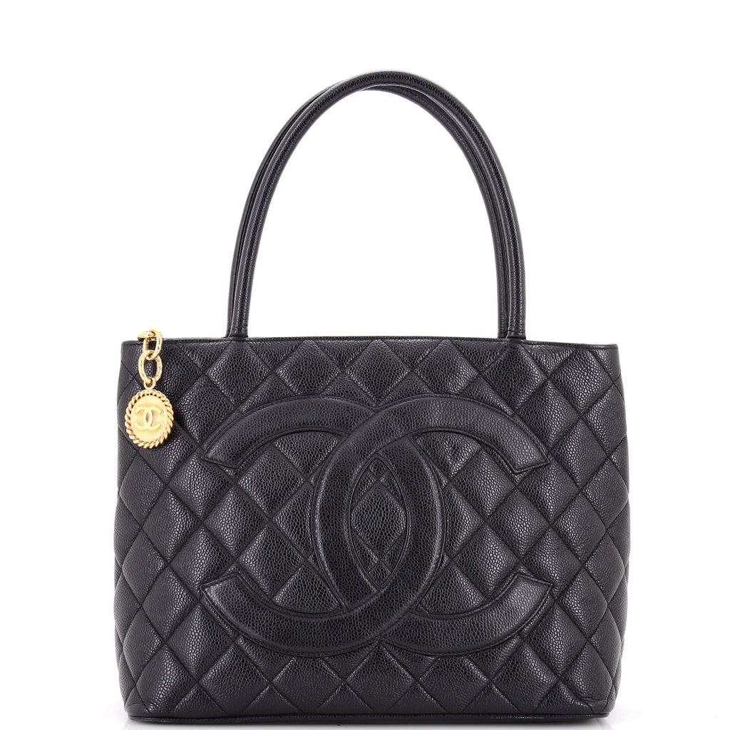 Medallion Tote Quilted Caviar