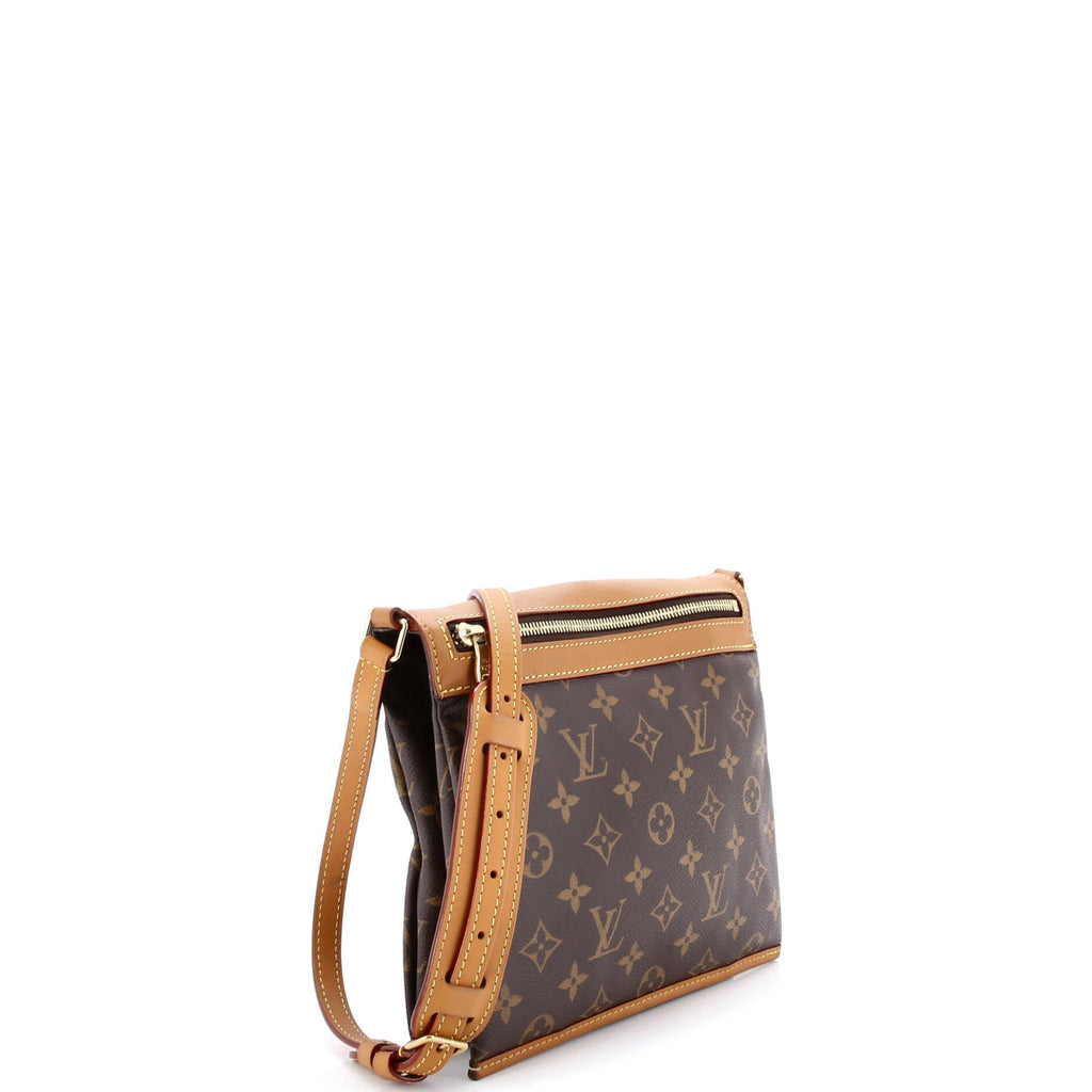 Saumur Messenger Bag Monogram Canvas PM