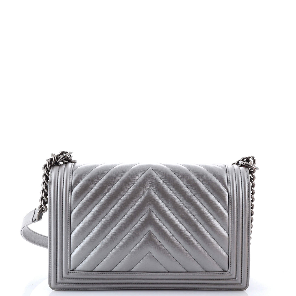 Boy Flap Bag Chevron Caviar New Medium