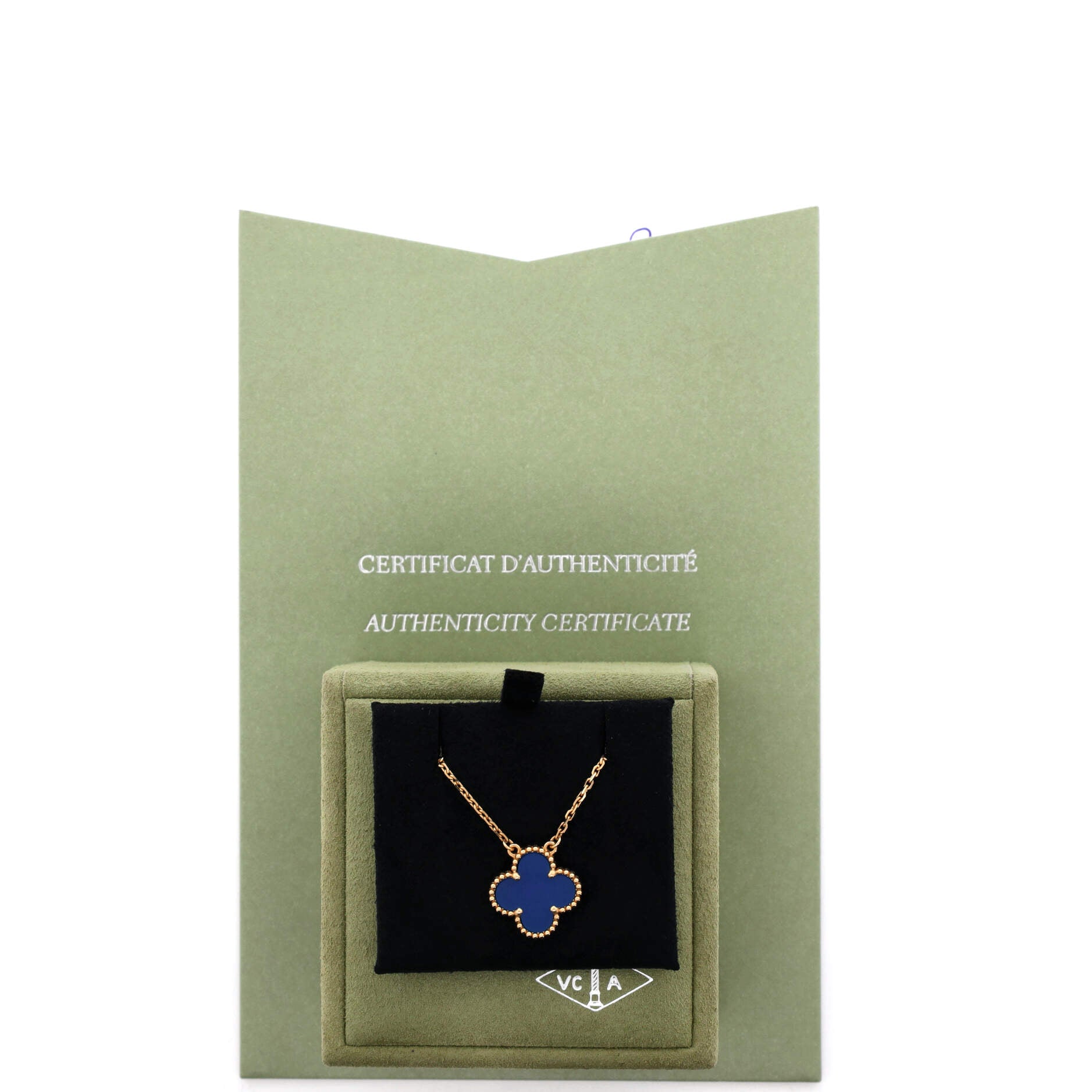 Vintage Alhambra Pendant Necklace 18K Yellow Gold and Agate