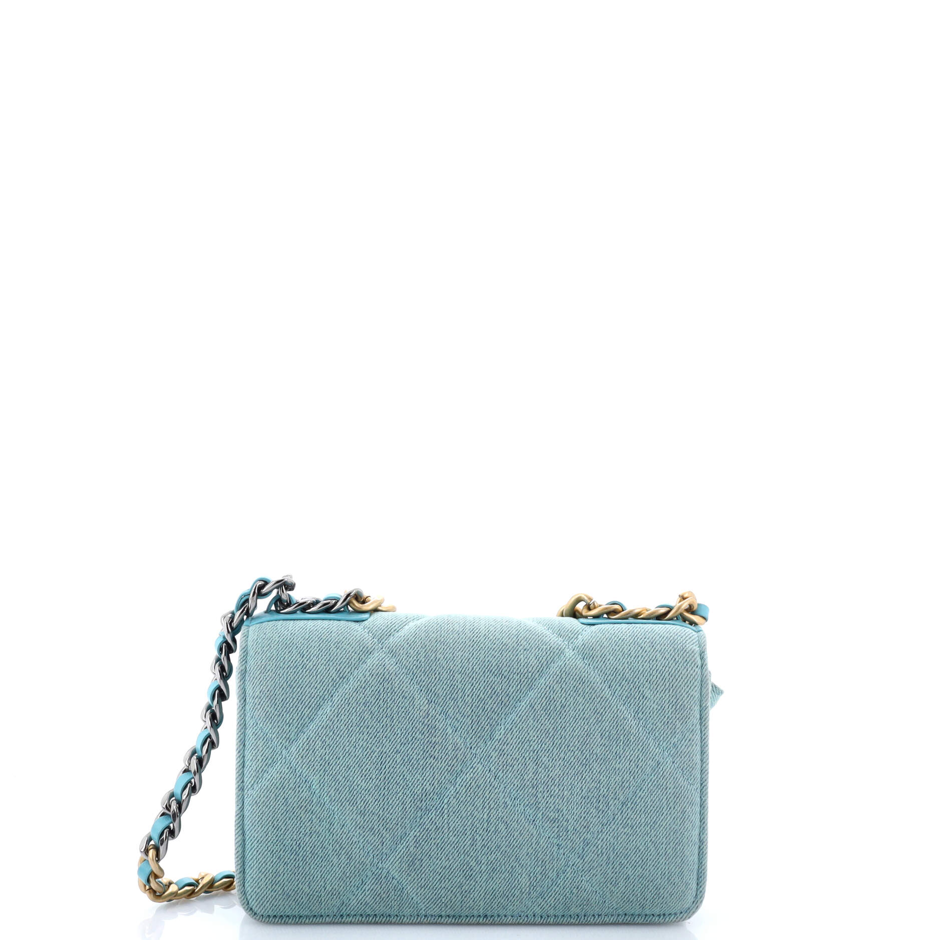 19 Wallet on Chain Quilted Denim