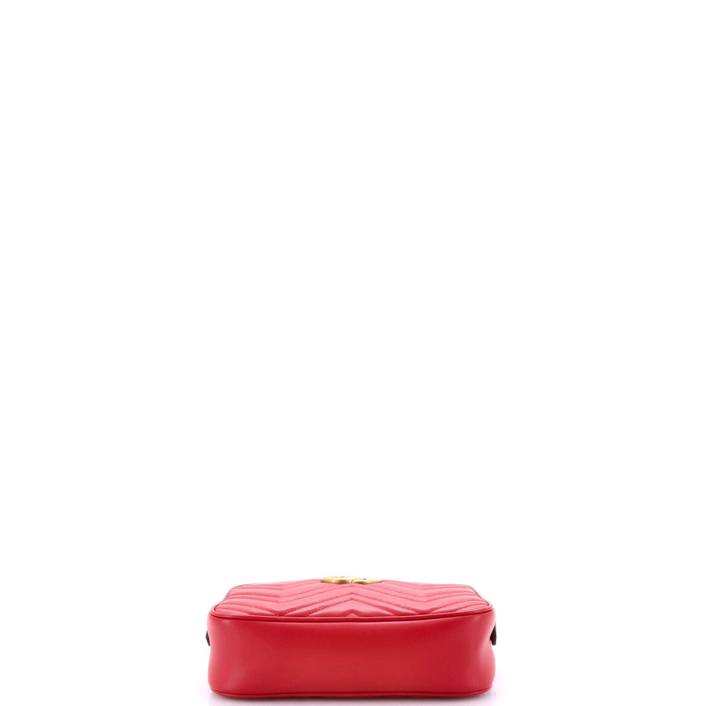 GG Marmont Shoulder Bag Matelasse Leather Small