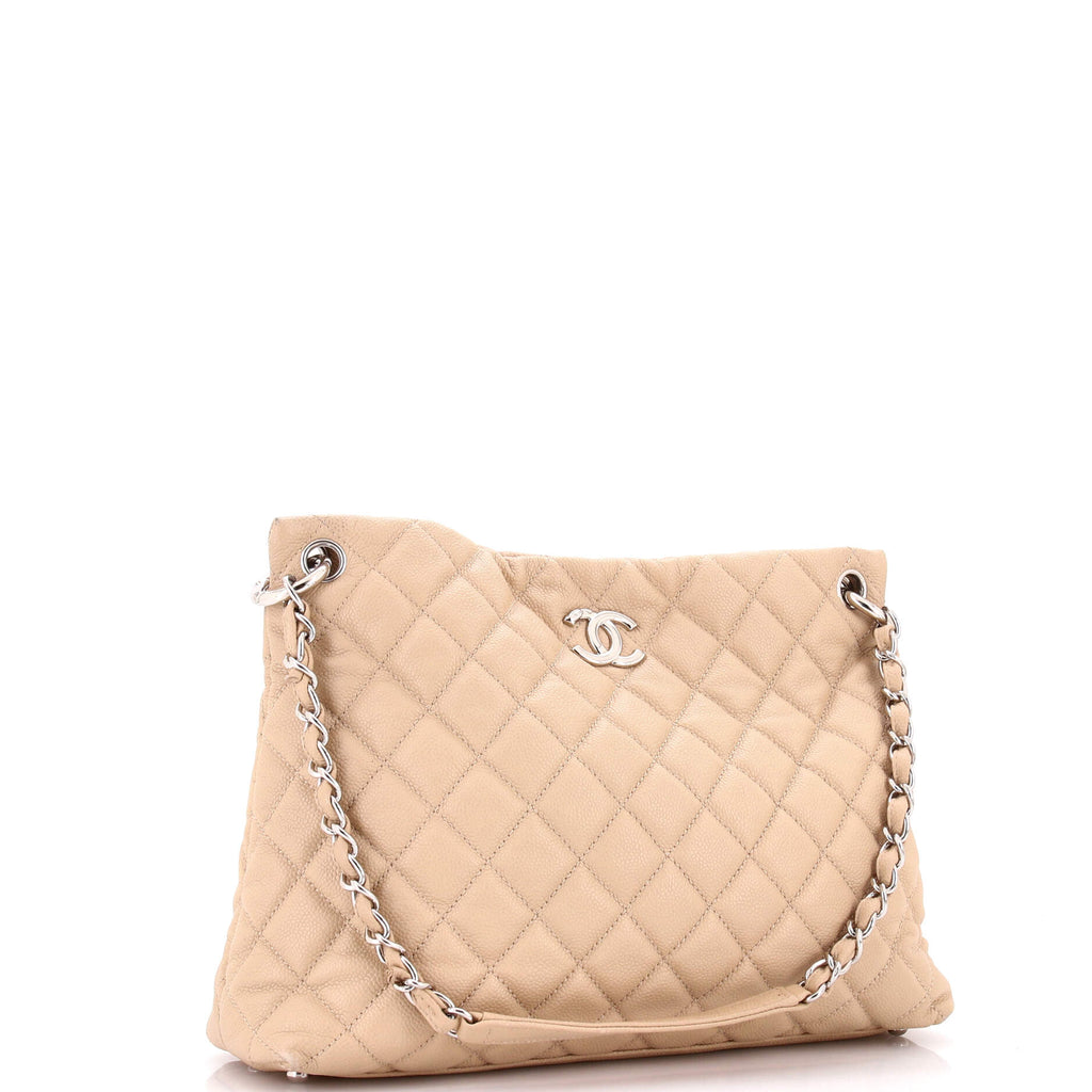 Easy Tote Quilted Caviar Large