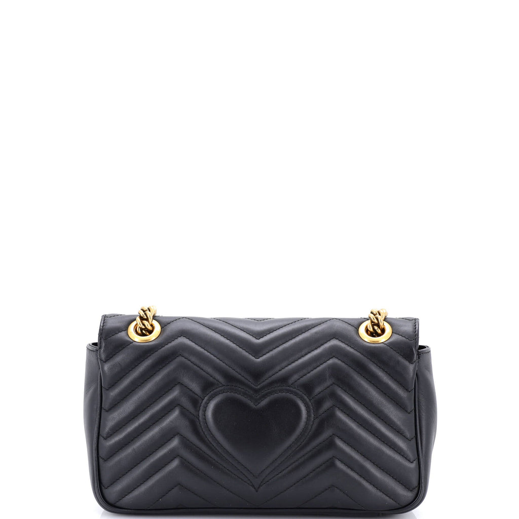 GG Marmont Flap Bag Matelasse Leather Medium