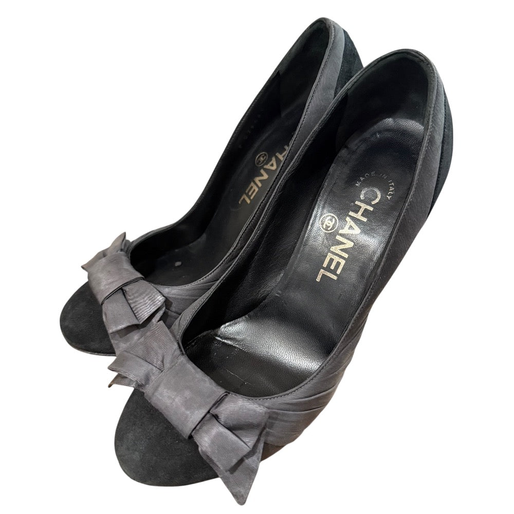 Chanel Suede Ribbon Pumps