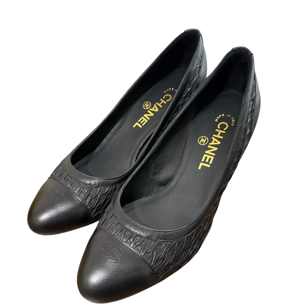 Chanel Coco Mark Calfskin Pumps