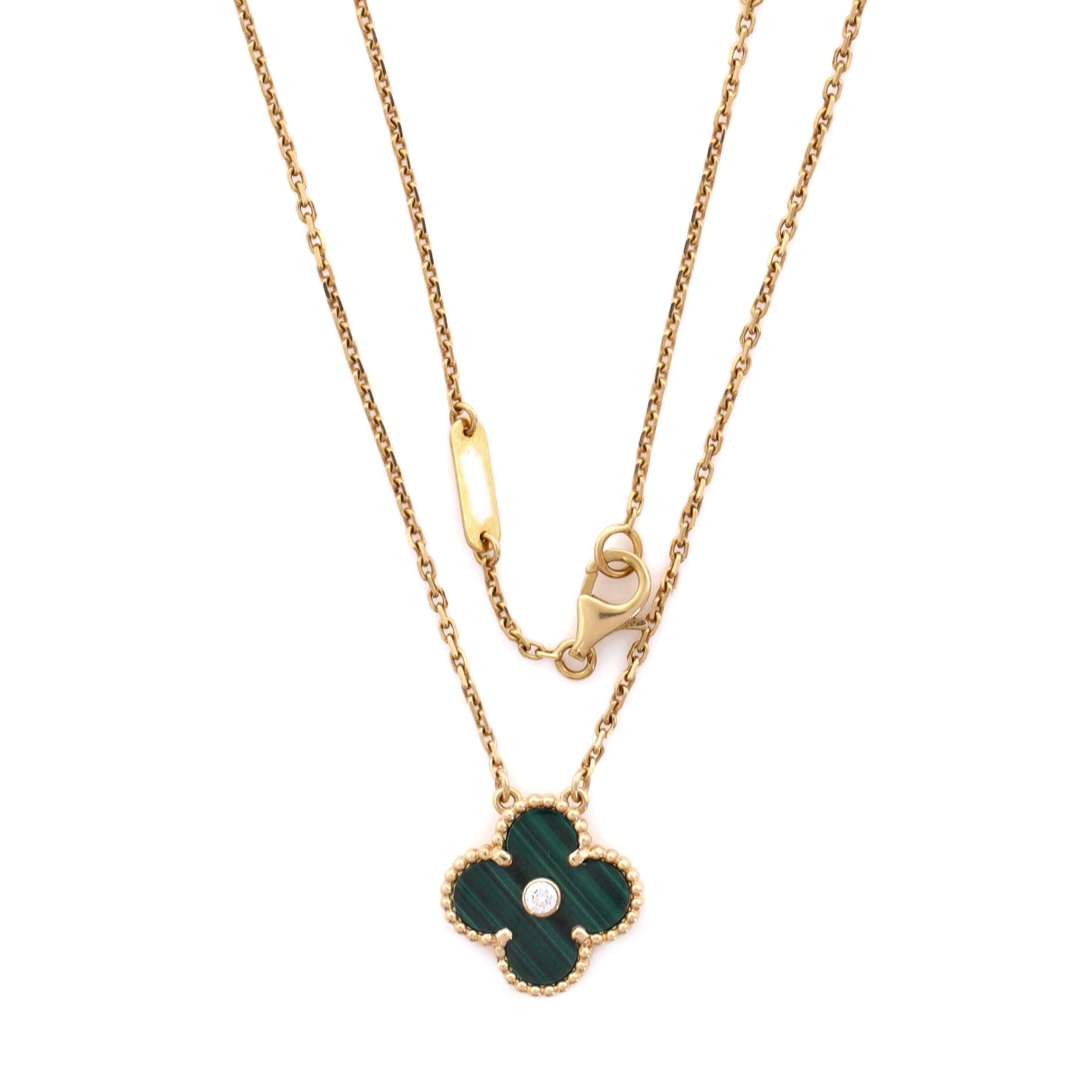 Vintage Alhambra Pendant Necklace 18K Yellow Gold and Malachite with Diamond