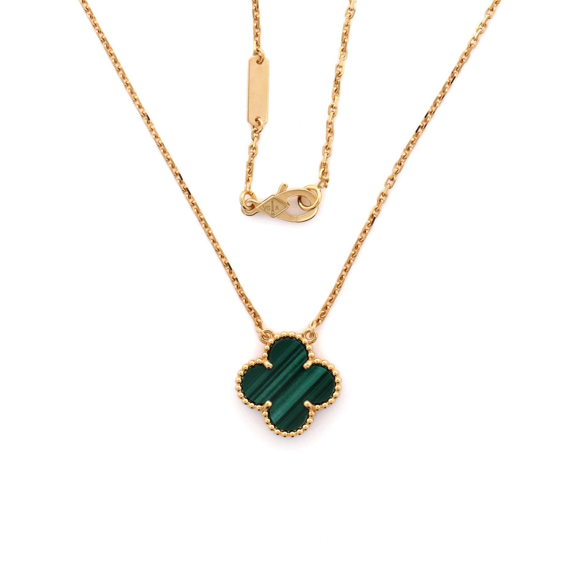 Vintage Alhambra Pendant Necklace 18K Yellow Gold and Malachite