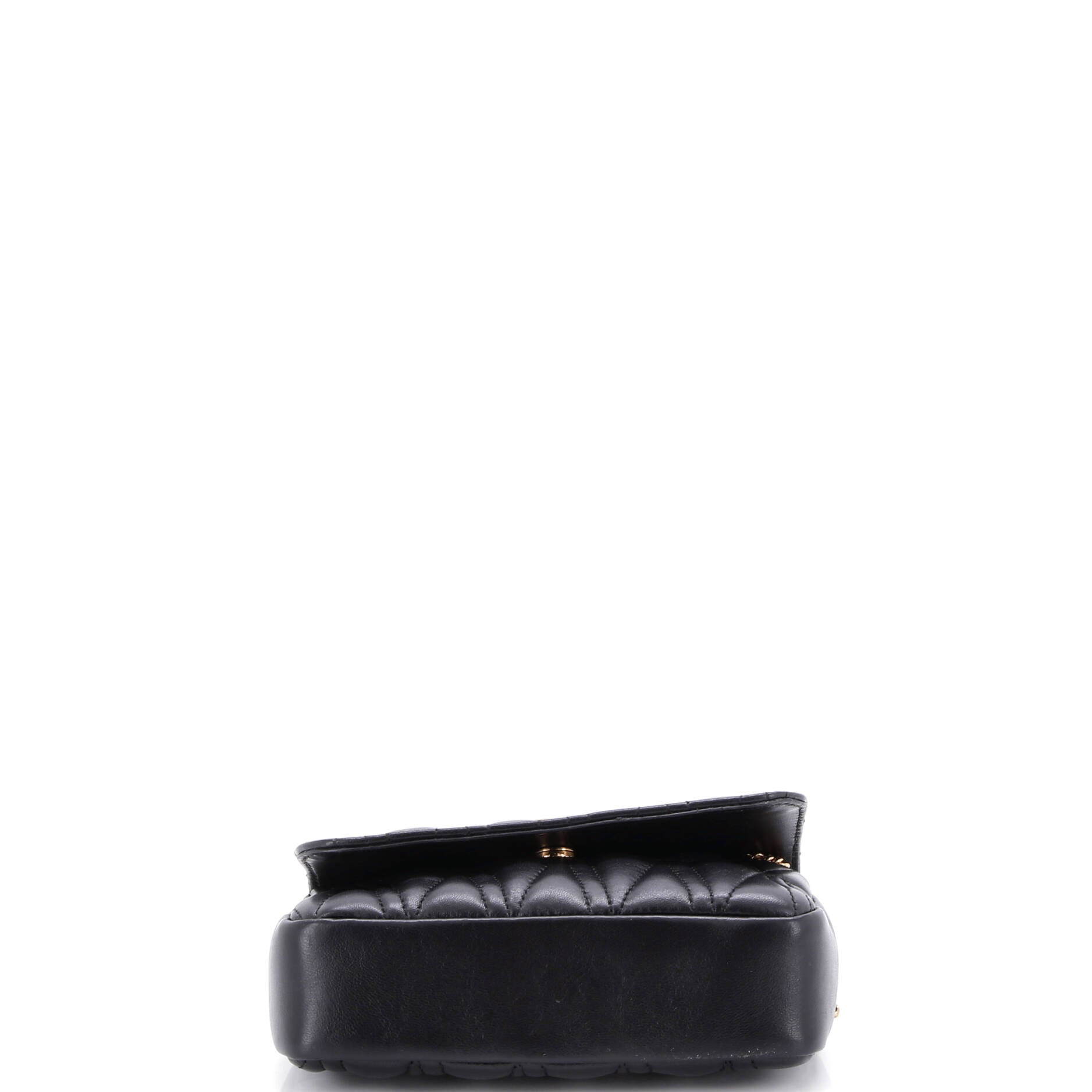 Virtus Clutch on Chain Quilted Leather