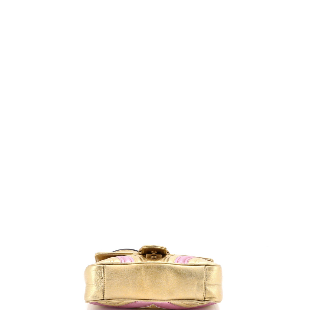 GG Marmont Flap Bag Matelasse Leather Small