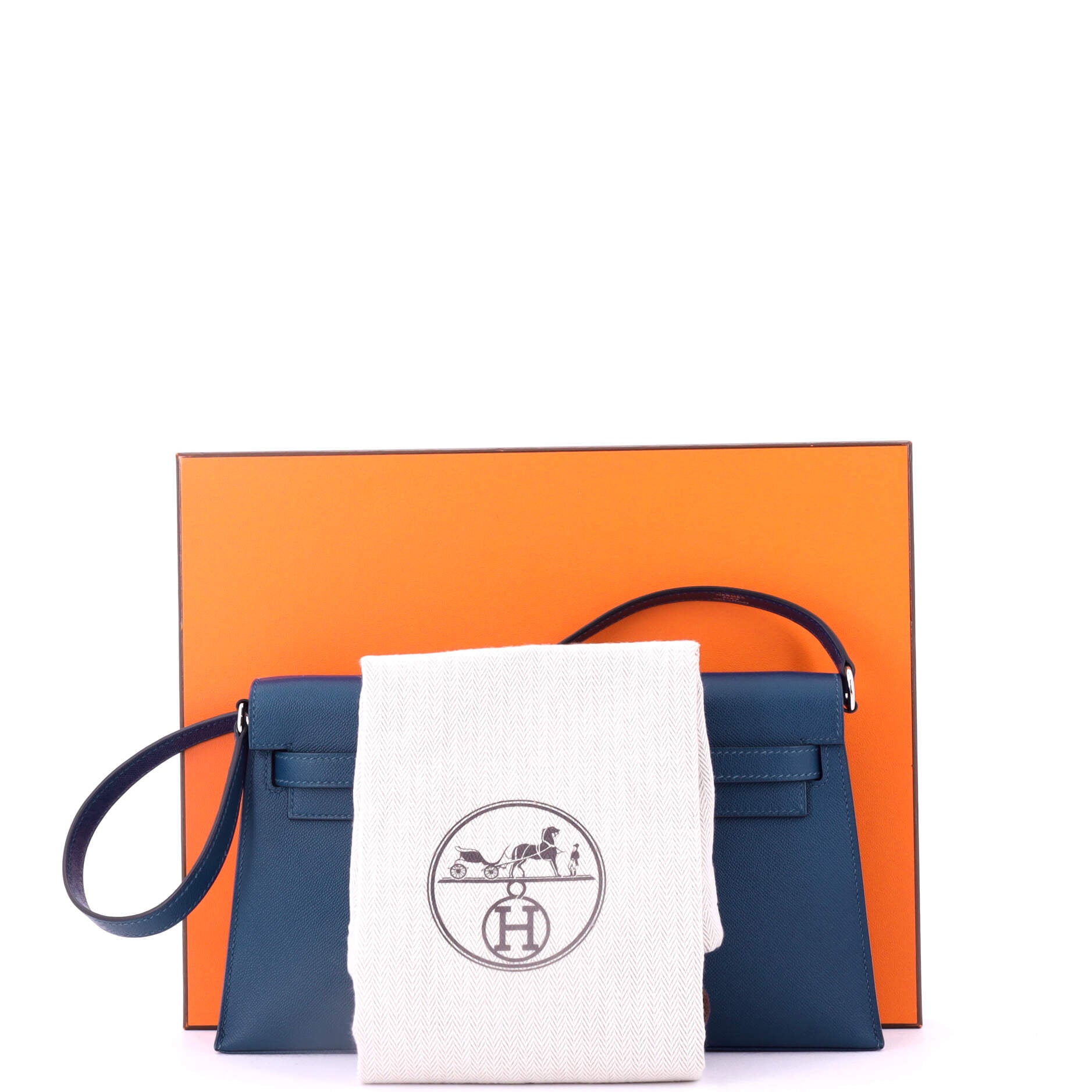 Kelly Elan Shoulder Bag Madame