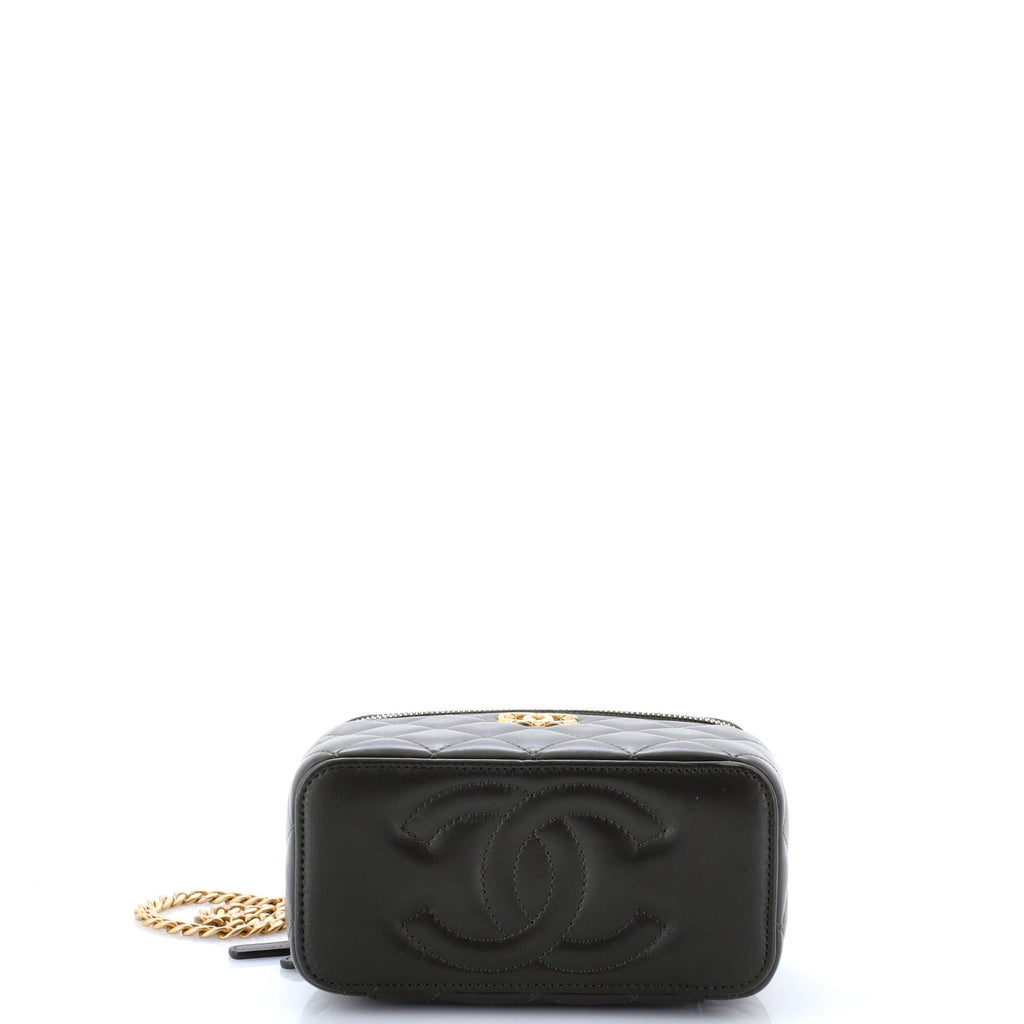 All Slide Long Vanity Case with Chain Quilted Lambskin Small