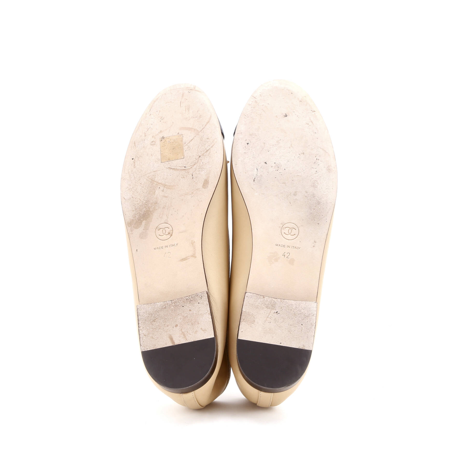Women's CC Cap Toe Bow Ballerina Flats Leather