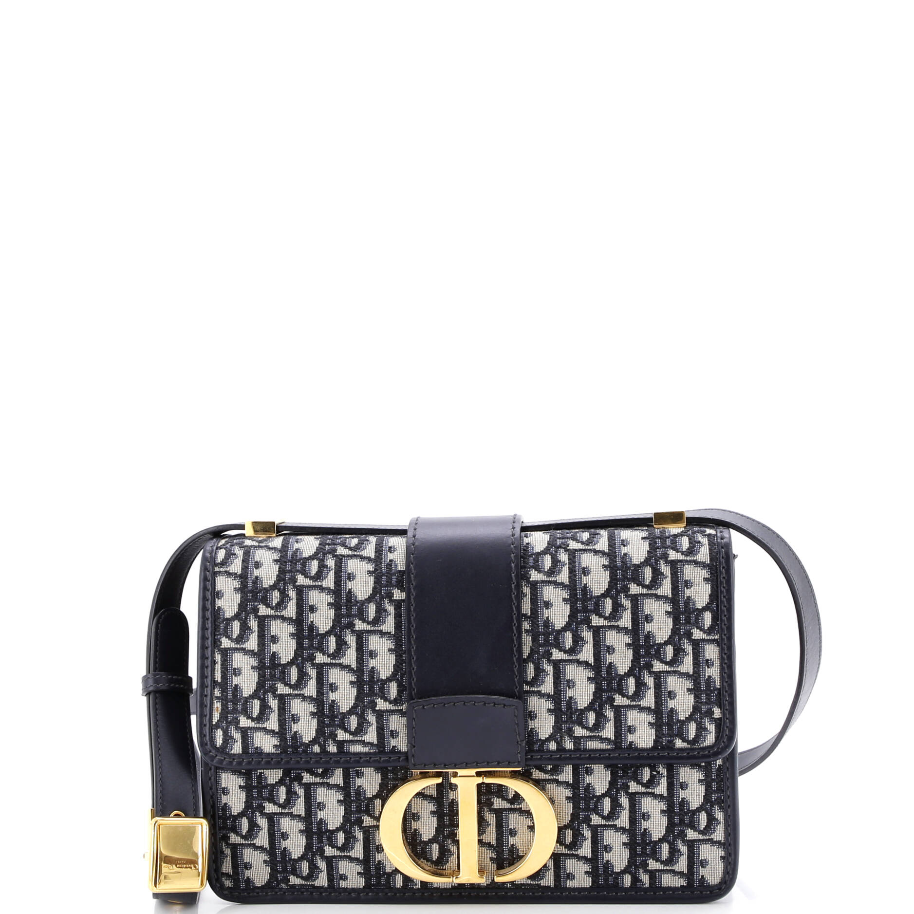 30 Montaigne Flap Bag Oblique Canvas