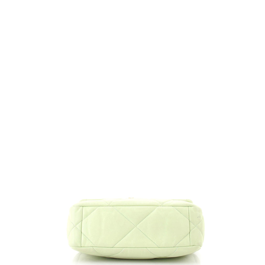 19 Flap Bag Quilted Leather Medium