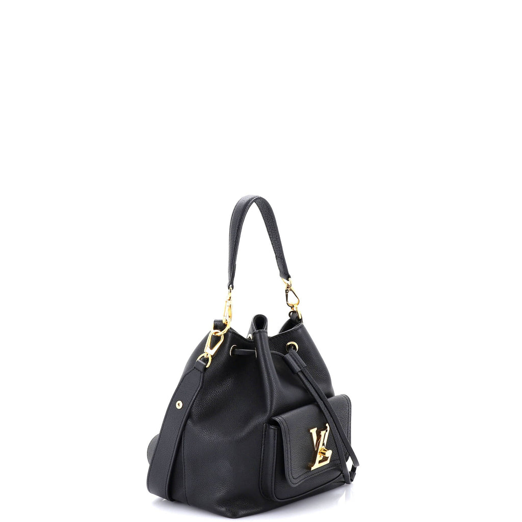 Lockme Pocket Bucket Bag Leather