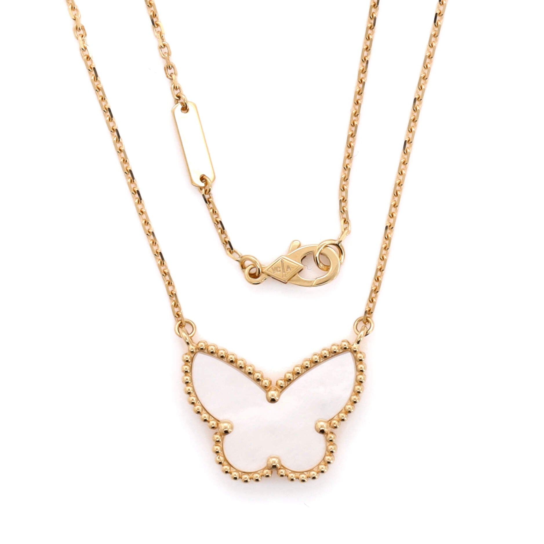Lucky Alhambra Butterfly Pendant Necklace 18K Yellow Gold with Mother of Pearl