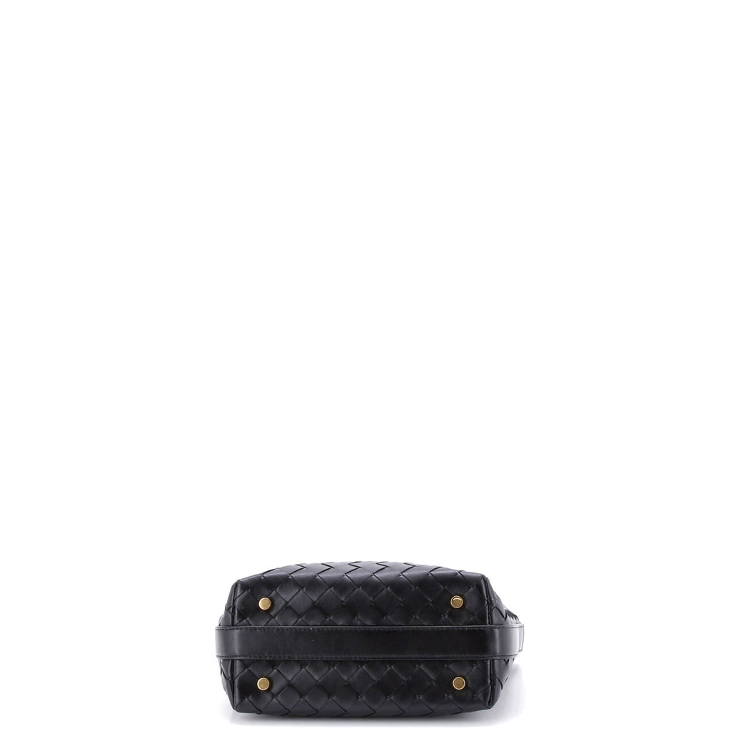 Wallace Shoulder Bag Intrecciato Nappa Mini