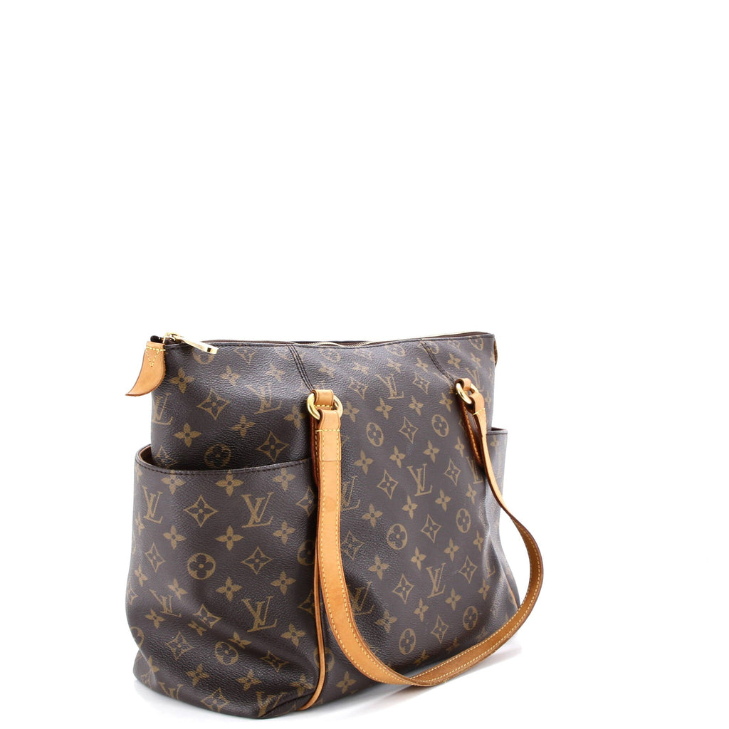 Totally Handbag Monogram Canvas MM