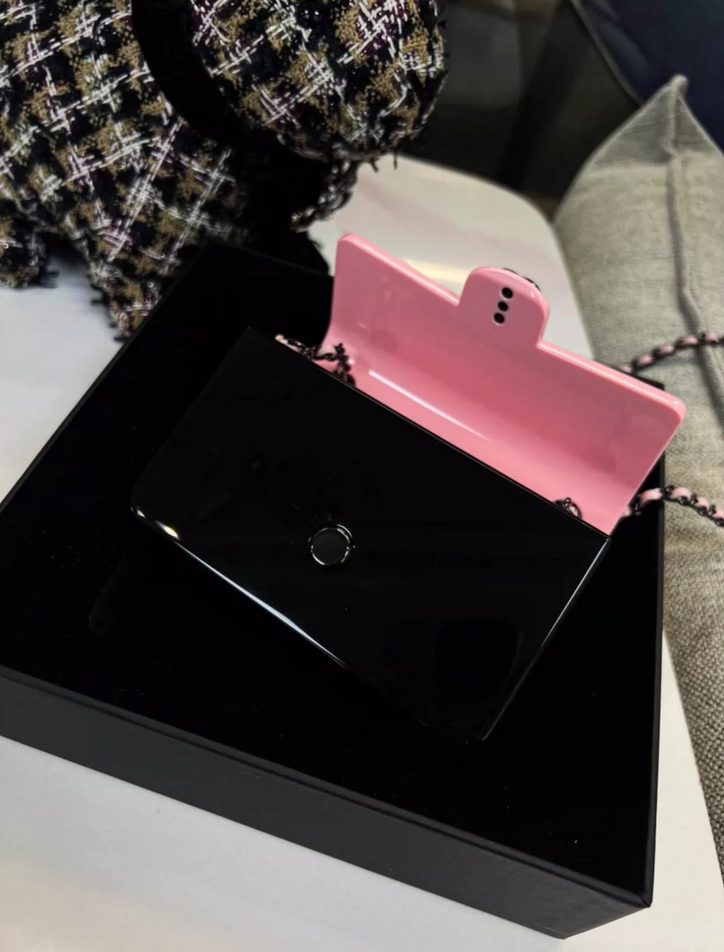 CHANEL 21K PINK BLACK MINI EVENING PLEXI BAG
