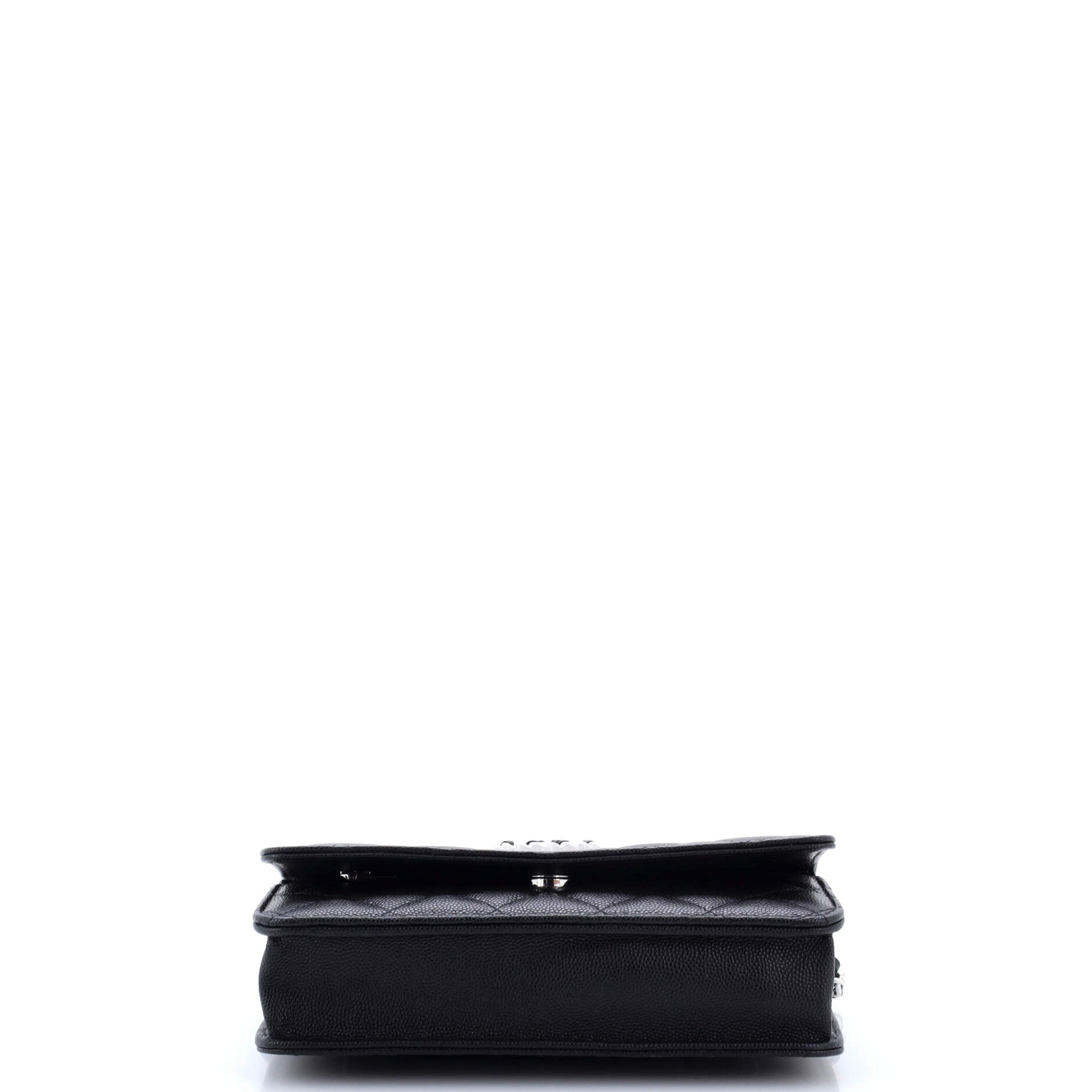 Chain CC Wallet on Chain Quilted Caviar