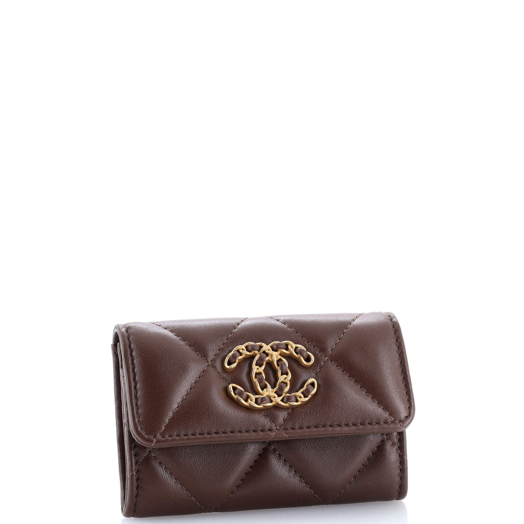 19 Flap Card Case Quilted Leather