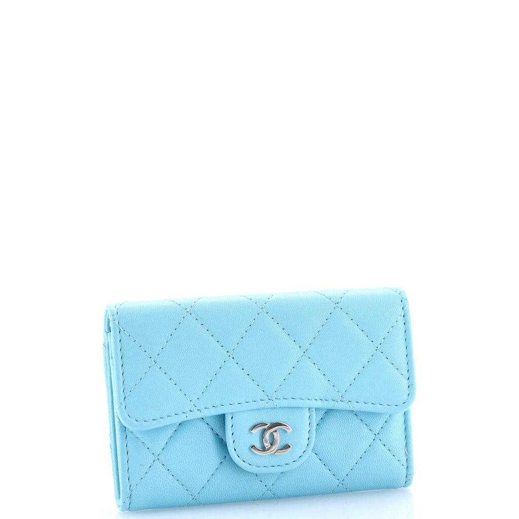 Classic Flap Card Case Quilted Lambskin