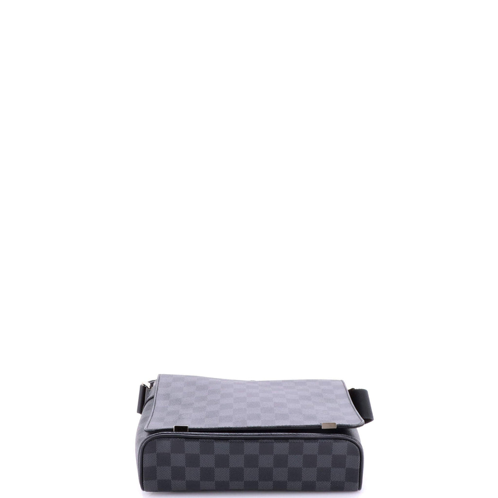 District NM Messenger Bag Damier Graphite PM