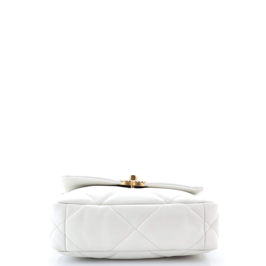 19 Flap Bag Quilted Leather Medium