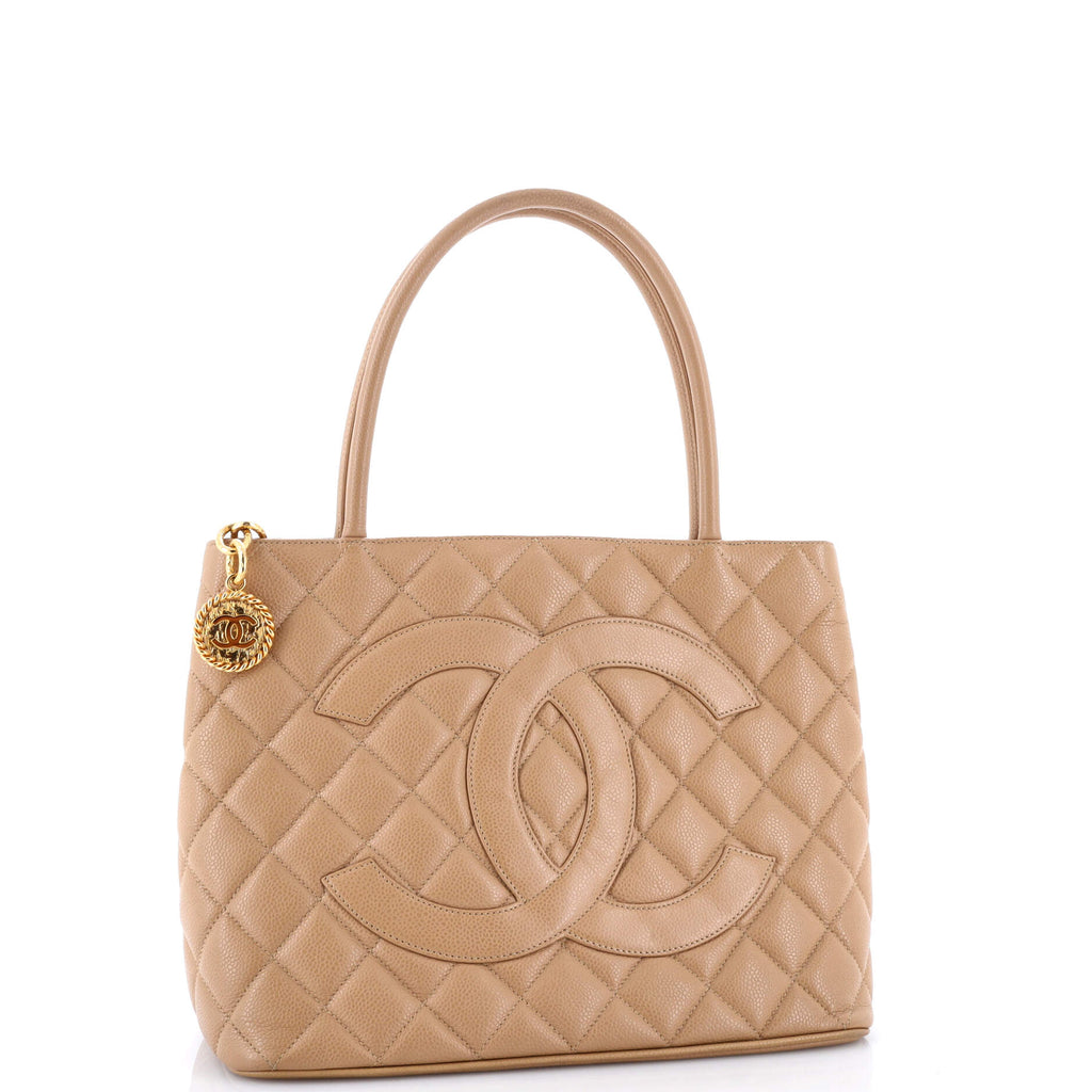 Medallion Tote Quilted Caviar