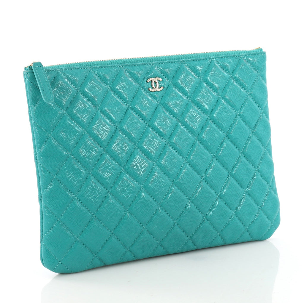 O Case Clutch Quilted Caviar Medium